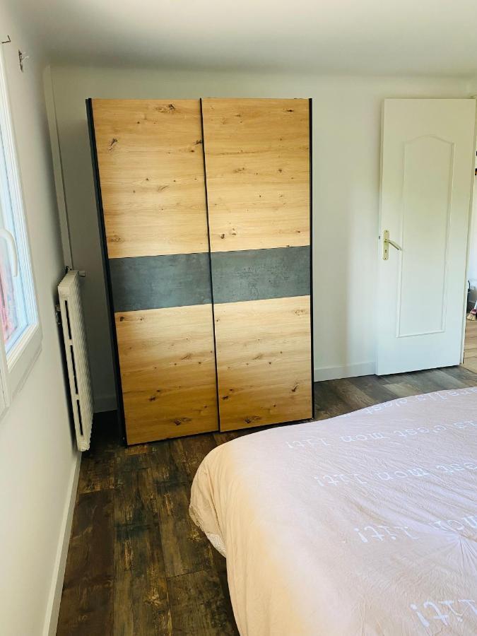 Appartement T3 Independant, Calme A Устариц Екстериор снимка