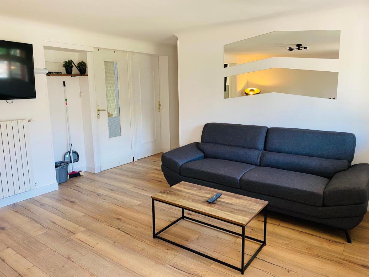 Appartement T3 Independant, Calme A Устариц Екстериор снимка